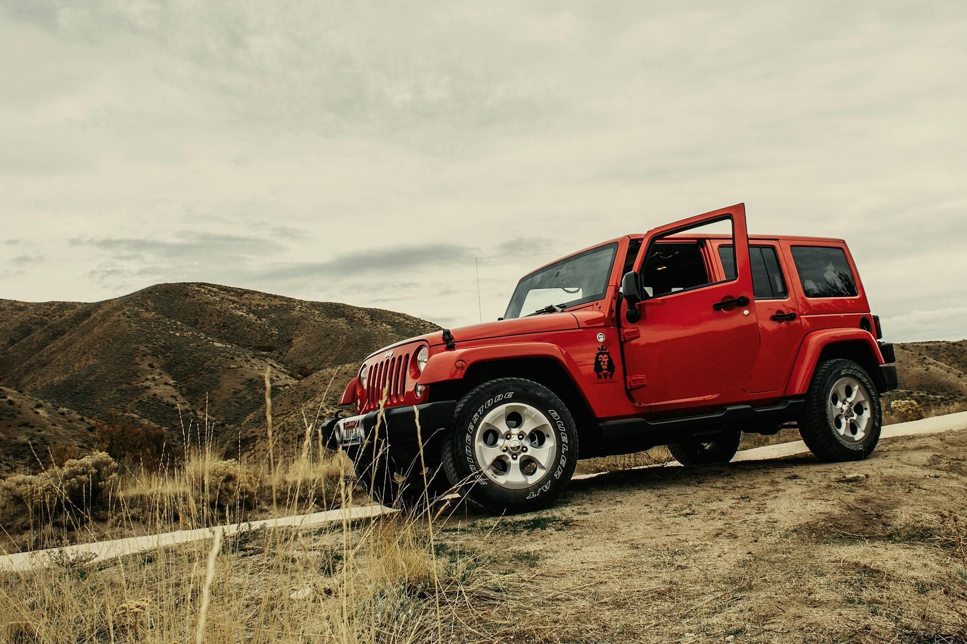 The bodies of Jose Lara and Gloria Villalta were carried in the jeep and dumped (Image via Pexels)